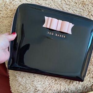 Ted Baker Glossy iPad/tablet case with cute pink bow